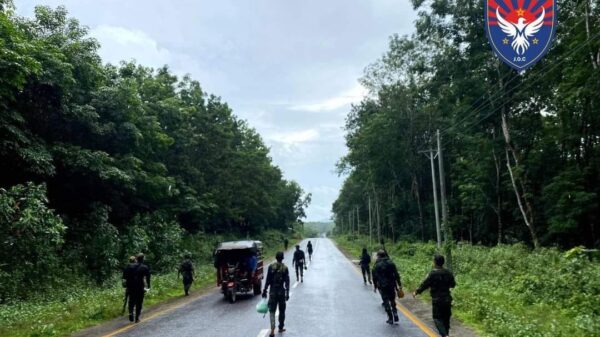 (ပြည်သူ့ကာကွယ်​ရေးတပ်ဖွဲ့ဝင်များ။ ဓါတ်ပုံ-MDY-PDF ၊YGN-PDF ၊JOC)