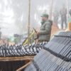 (MNDAA တပ်မဟာ(၆၁၁)သို့ သေနတ်များပေးအပ်ပွဲ ကျင်းပနေသည်ကို ယခင်ကတွေ့ရစဥ်။ ဓာတ်ပုံ - The Kokang)