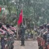 (ယ​နေ့ကျ​ရောက်​သော အာဇာနည်​နေ့တွင် PDF အလံတစ်ဝက်လွှင့်၍ အာဇာနည်​ခေါင်း​ဆောင်များကို PDF များက အ​လေးပြု​နေစဥ်။ဓါတ်ပုံ-PDF)