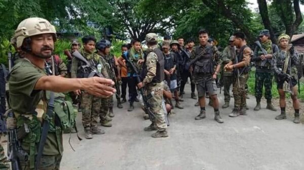 (မင်းတပ် CDFမှ ရဲဘော်များအား တွေ့ရစဉ်။ ဓာတ်ပုံ - Tantan Naing/FB)
