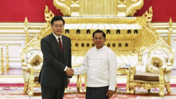တရုတ် နိုင်ငံခြားရေး ဝန်ကြီး ချင်ဂန် ရာထူးက ရုတ်တရက် ထုတ်ပယ်ခံရ
