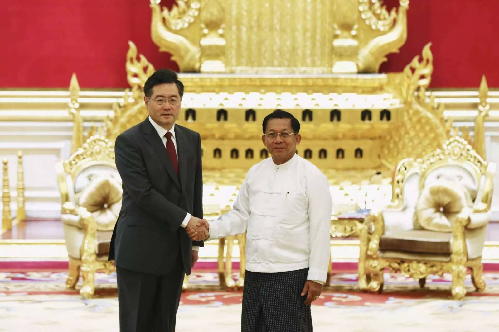 တရုတ် နိုင်ငံခြားရေး ဝန်ကြီး ချင်ဂန် ရာထူးက ရုတ်တရက် ထုတ်ပယ်ခံရ