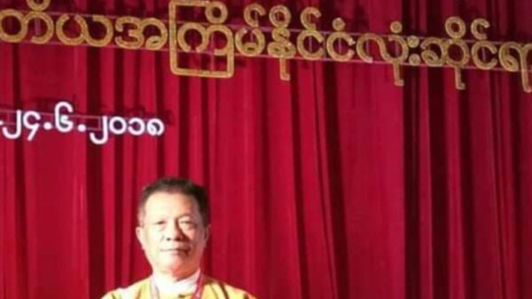 (ဦး​အောင်ဝင်းသည် အမျိုးသားဒီမိုက​ရေစီအဖွဲချုပ်(NLD) မှ​ရွေး​ကောက်ပွဲ အနိုင်ရအမတ်ဖြစ်သည်)