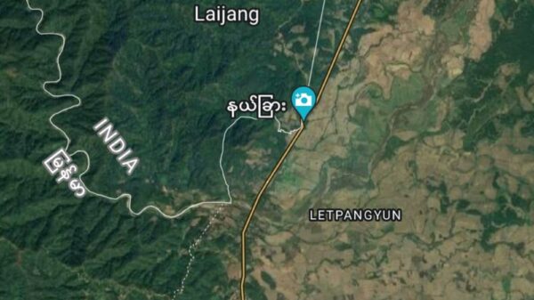 (ခမ်းပါတ်မြို့ အနီးဝန်းကျင်ကိုGoogleMapတွင်​တွေ့ရမှူ)