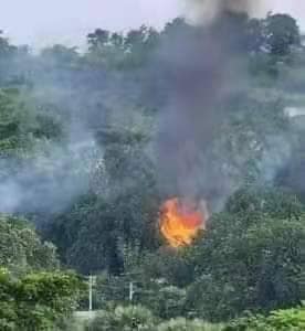 (ယနေ့ မလိချောင်းအနီး လေကြောင်းတိုက်ခိုက်ခံရမှု သတင်းဖော်ပြရာ၌ KIA သတင်းပြန်ကြားရေးဌာနက အသုံးပြုခဲ့သည့်ဓာတ်ပုံ။ ဓာတ်ပုံ - The Kachinnet)