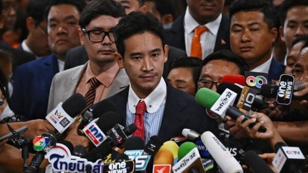 ရွေးကောက်ပွဲ အနိုင်ရပါတီက ထိုင်းညွန့်ပေါင်း အစိုးရသစ်မှာ မပါဝင်နိုင်တော့၊ PTPရဲ့ ဝန်ကြီးချုပ်လောင်းကို အတည်ပြု ကြေညာ