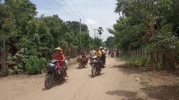 (စစ်ကောင်စီတပ် စစ်ကြောင့်ကြောင့် ထွက်ပြေးတိမ်းရှောင်နေရသော ယင်းမာပင်နယ်မှ ပြည်သူများအား တွေ့ရစဥ်။ ဓာတ်ပုံ-စစ်ကိုင်းပြည်သူဖေးမကူကွန်ရက်)
