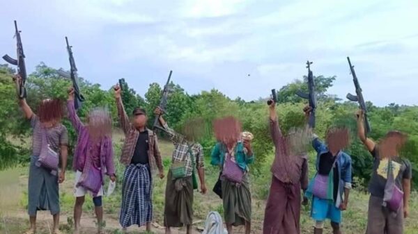 (အဖိနှိပ်ခံပြည်သူ့တော် လှန်ရေးအင်အားစု(OPRF - PLA)မှရဲဘော်များအား ရှေ့တန်းတစ်နေရာတွင် တွေ့ရစဥ်။ ဓာတ်ပုံ - OPRF-PLA)