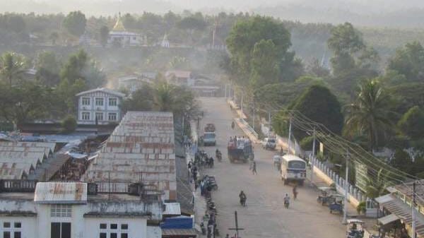 (စစ်တပ်အာဏာမသိမ်းခင်ကတမူးမြို့ ။ ဓါတ်ပုံ-FFT)