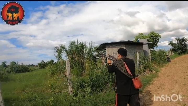 (နဘူးတောရွာရှိ စစ်ကောင်စီတပ်အား ပစ်ခတ်တိုက်နေသော နွားထိုးကြီး PDF အဖွဲ့ဝင်ရဲဘော်များအား တွေ့ရစဥ်)