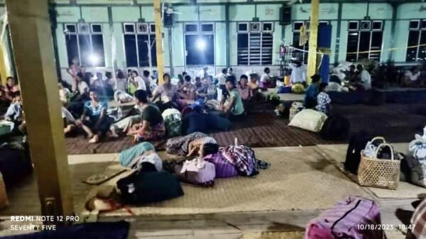 (စစ်ကောင်စီတပ်စစ်ကြောင်းကြောင့် ထွက်ပြေးတိမ်းရှောင်ခဲ့ရသော ပြည်သူများအား တွေ့ရစဥ်။ ဓာတ်ပုံ - Cj)