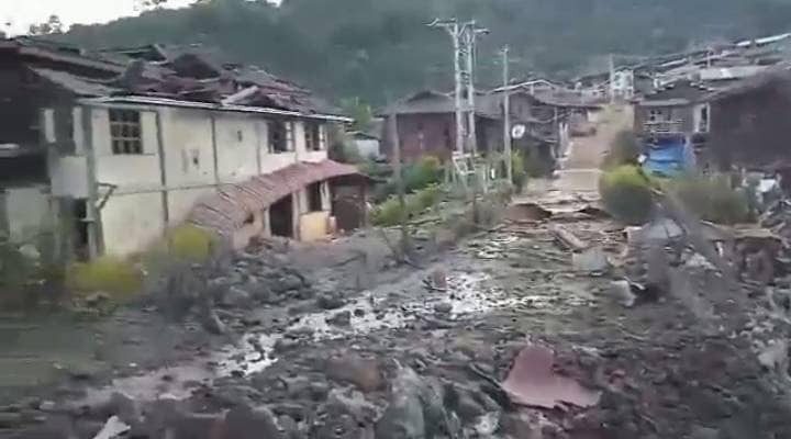 မိုးကုတ်တိုက်ပွဲမှာ စစ်ကောင်စီတပ် ဗုံးကြဲ