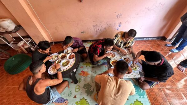 (အလင်းဝင်လာသော စစ်ကောင်စီတပ်သားများအား တွေ့ရစဉ်။ ဓာတ်ပုံ - Salween Press)