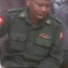 (အသတ်ခံရသည့် စစ်ကောင်စီတပ်မှ ဗိုလ်ကြီး မျိုးဆန်းဝင်းအား တွေ့ရစဉ်)