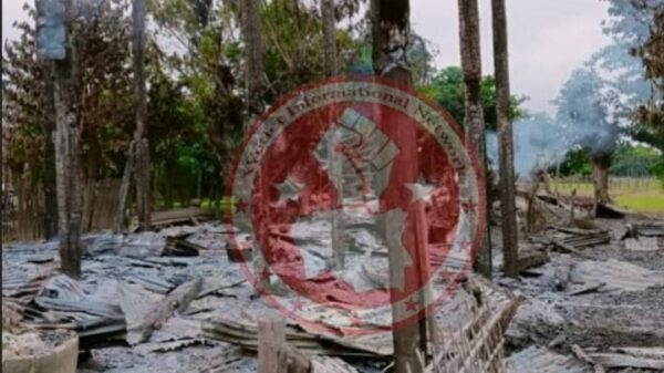 (စစ်ကောင်စီတပ် မီးရှို့သွားသည့် မတ္တရာနှင့်စဥ့်ကူးနယ် မြစ်ဘေးကျေးရွာများမှ နေအိမ်များအား တွေ့ရစဥ်။ ဓာတ်ပုံ-Wet Let Informational Network)