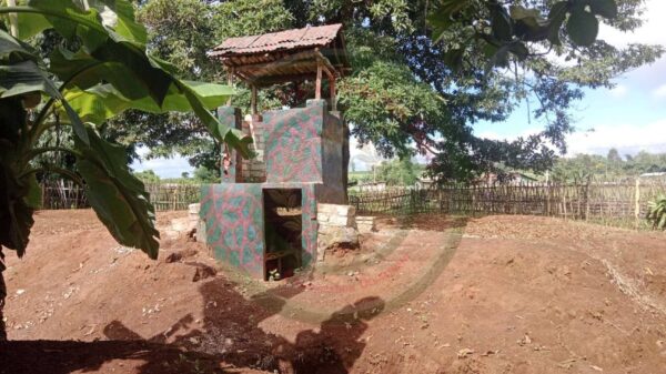 (စခန်းလုံးကျွတ်ထွက်ပြေးသွားသည့် လားရှိုးနှင့် သိန္နီမြို့နယ်ကြားရှိ စစ်ကောင်စီတပ်စခန်းအား တွေ့ရစဥ်။ ဓာတ်ပုံ - TNLA)