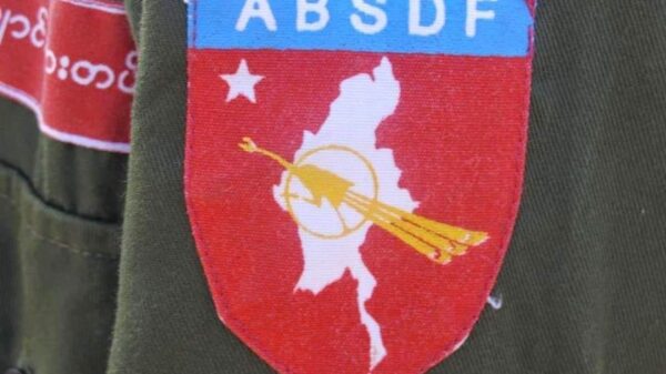 စစ်ကောင်စီအကြမ်းဖက်ဖိနှိပ်လေ ပြန်လည်အုံကြွတော်လှန်မှုများရင်ဆိုင်ရမည်ကို လက်ရှိ စစ်ရေး အခြေအနေက ဥပမာ ဖြစ်ဟု ABSDF ဥက္ကဋ္ဌ ပြော