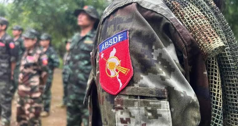 (PDF ၊KIA ၊ SBSDF တပ်ဖွဲ့ဝင်များနှင့် ခါမ်းပါတိမြို့တည်​နေရာကို Google Earth တွင်တွ့ရမှု )
