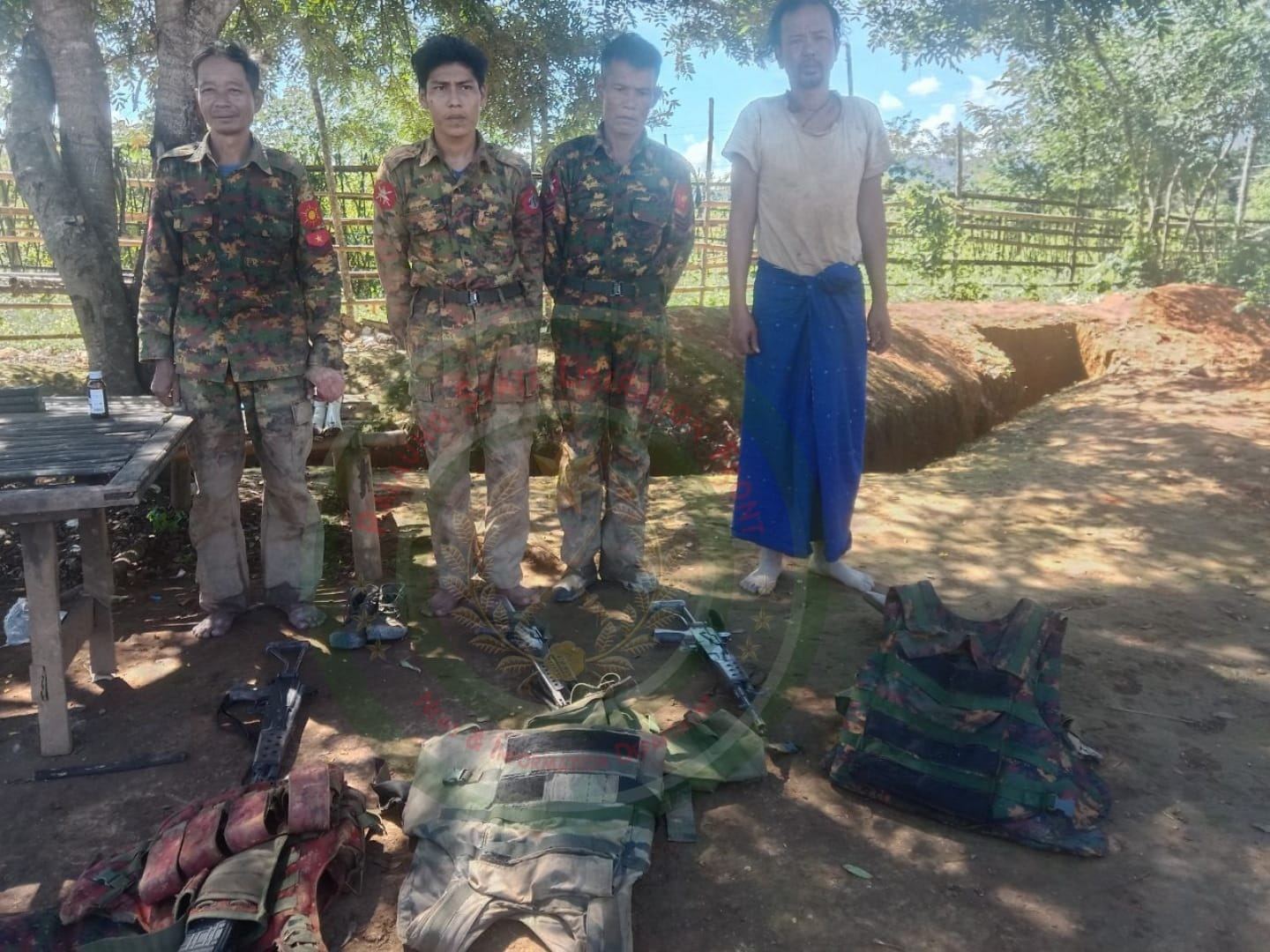 (ယနေ့တွင် တအာင်းတပ်မတော်(TNLA) သိမ်းပိုက်တိုက်ခိုက်ခဲ့ပြီးနောက် တွေ့ရသော စစ်ကောင်စီစခန်းများ။ ဓာတ်ပုံ - TNLA)