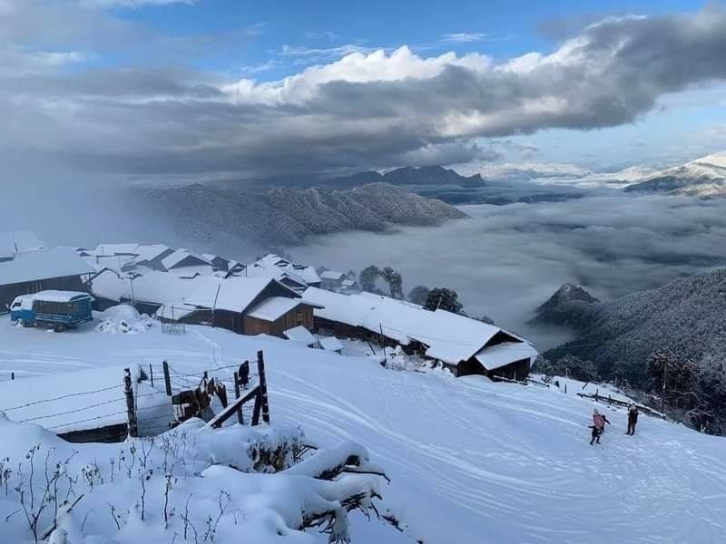 မီးလောင်မှုဖြစ်ခဲ့သည့် ရှိန်းခေါင်ရွာအား ယခင်က တွေ့ရစဥ်။ ဓာတ်ပုံ - Sar Aung Marphang
