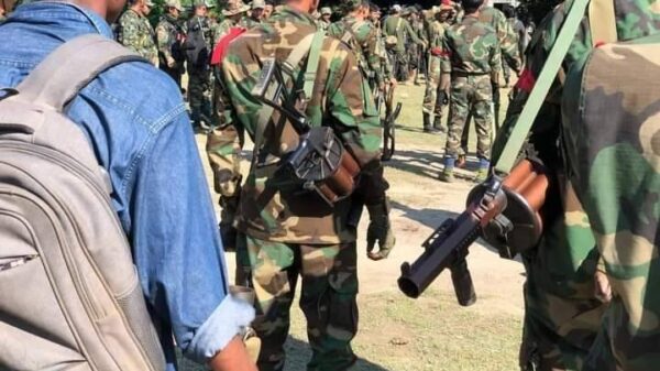 (နောင်ရိုးအထူးပြောက်ကျားတပ်(NYSGF)၏ ရဲဘော်များအား တွေ့ရစဥ်။ ဓာတ်ပုံ - NYSGF)