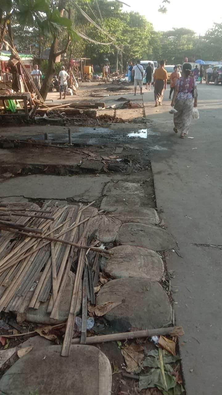 (စစ်ကောင်စီတပ်ဖွဲ့ဝင်များ ဖျက်ဆီးထားသည့် မြောက်ဒဂုံ (၄၀) ဈေး။ ဓာတ်ပုံ - CJ