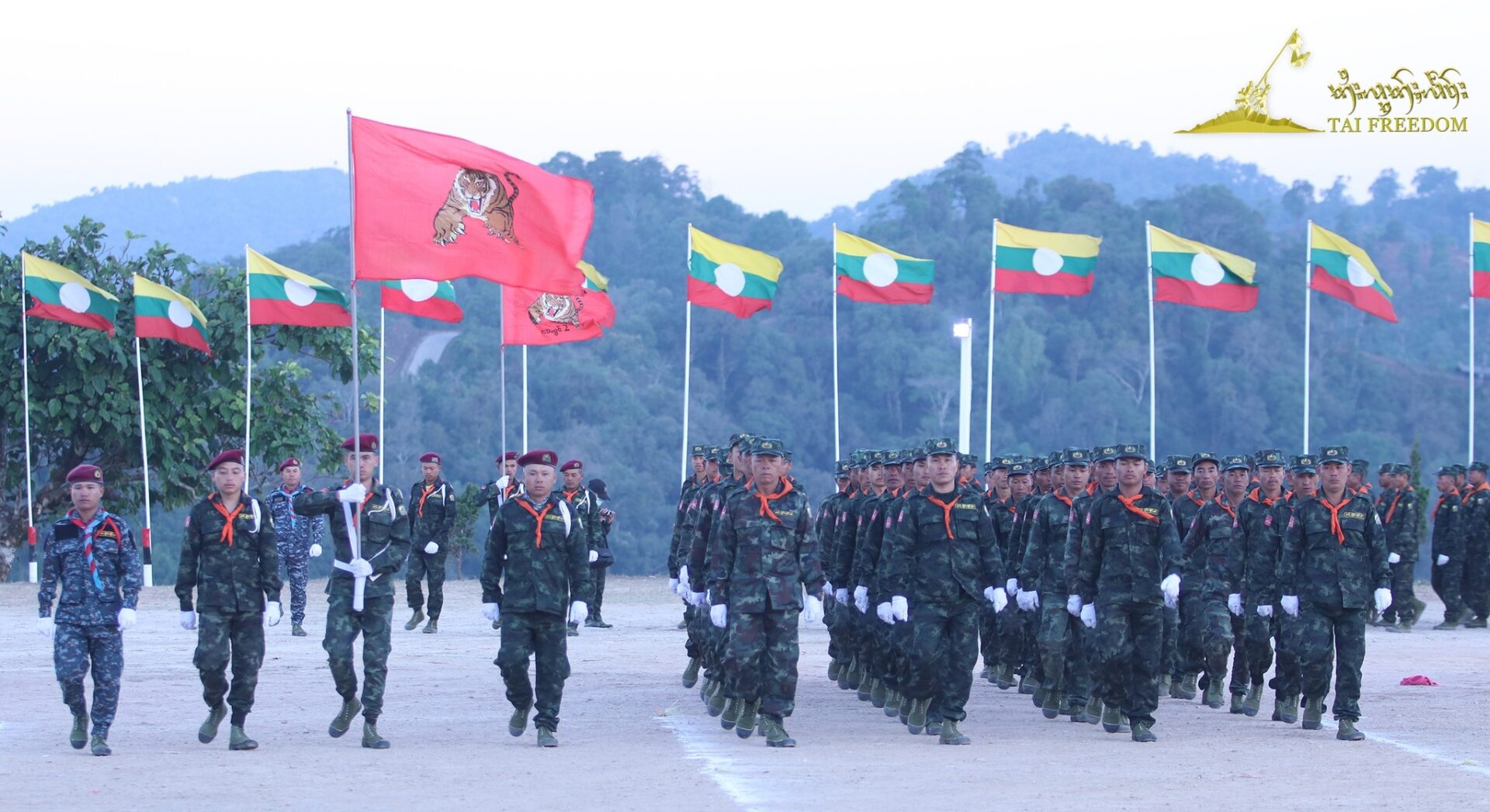 (ရှမ်းတပ်များဖြစ်သော SSPPနှင့် RCSS မှ ရဲဘော်များအား တွေ့ရစဥ်။ ဓာတ်ပုံ - SSPP၊ RCSS)