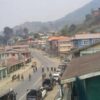 (ဟားခါးမြို့တနေရာ၌ တွေ့ရသော စစ်ကောင်စီဝင်များ။ ဓာတ်ပုံ - CJ)