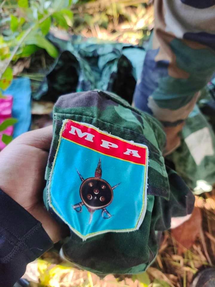 (အကျဥ်းစခန်းနှင့် ကသည်းလက်နက်ကိုင်ဌာနချုပ် ကိုတော်လှန်ရေးအဖွဲ့များက သိမ်းပိုက်ပြီးနောက်တွေ့ရစဥ်)