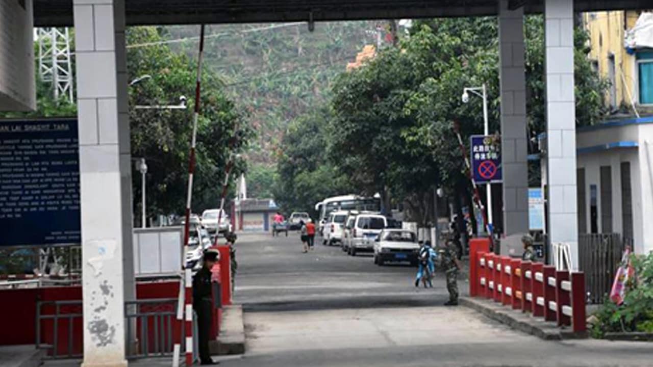 (လိုင်ဇာမြို့ တနေရာအား မြင်တွေ့ရစဉ်။ ဓာတ်ပုံ - CJ)