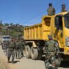 (ရေဇွာမြို့သိမ်းအား တိုက်ခိုက်သိမ်းပိုက်ပြီးနောက် မြင်ကွင်းနှင့် အောင်ပွဲပြန်ရဲဘော်များအား ဒေသခံများက ကြိုဆိုနေစဉ်။ ဓာတ်ပုံ - CIC)