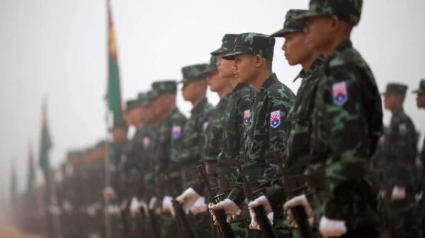 (KNU/KNLA တပ်ဖွဲ့ဝင်များ ၊PDF များနှင့် မုန်းမြို့ကို Google Map ၊ Google Earth တို့တွင်​တွေ့ရမှု။ ဓါတ်ပုံ-EPA၊ NUG)