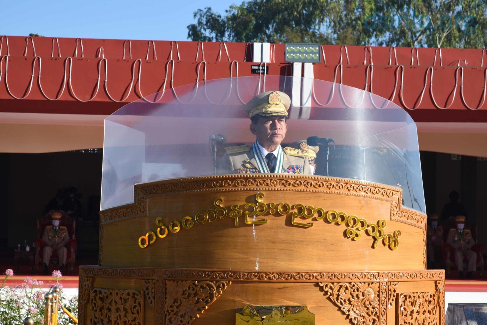 သောကဝေနေသည့် DSTA