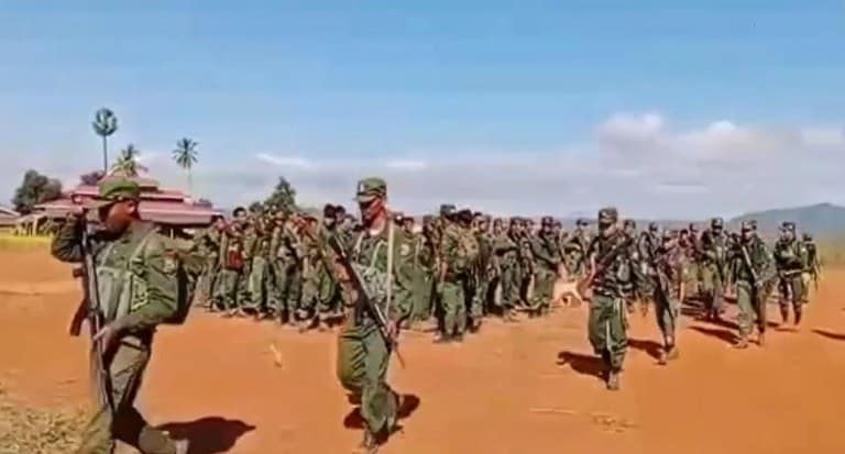 (PNLO/PNLA တပ်ဖွဲ့ဝင်များ ။ဓါတ်ပုံ-PNLO)