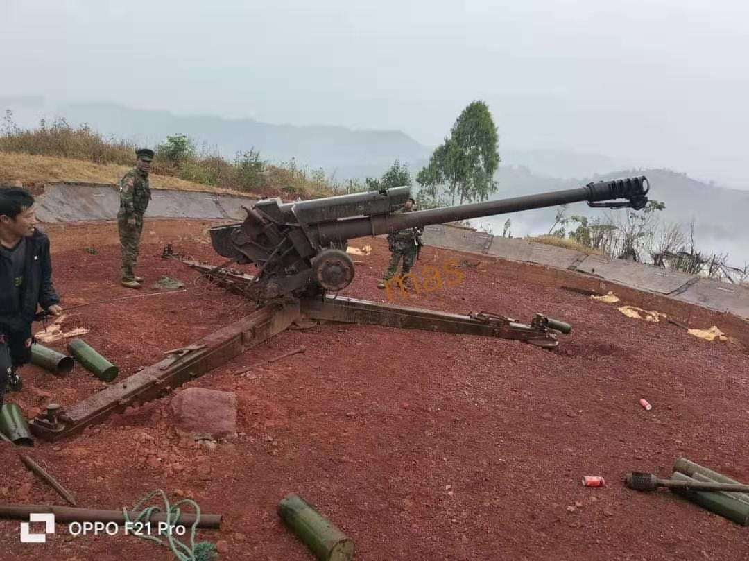 (နမ့်ဖက်ကာရှိ စစ်တပ်စခန်းများကို KIA သိမ်းပိုက်ပြီး​နောက် မြင်ကွင်း။ဓါတ်ပုံ-KIA)