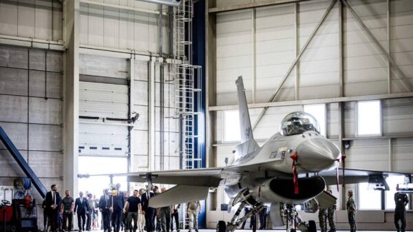 MiGတွေအစား F-16တွေ မောင်းနှင်ရတာ Nokiaကနေ iPhone ပြောင်းကိုင်ရသလိုပဲလို့ ယူကရိန်း တိုက်လေယာဉ်မှူးပြော