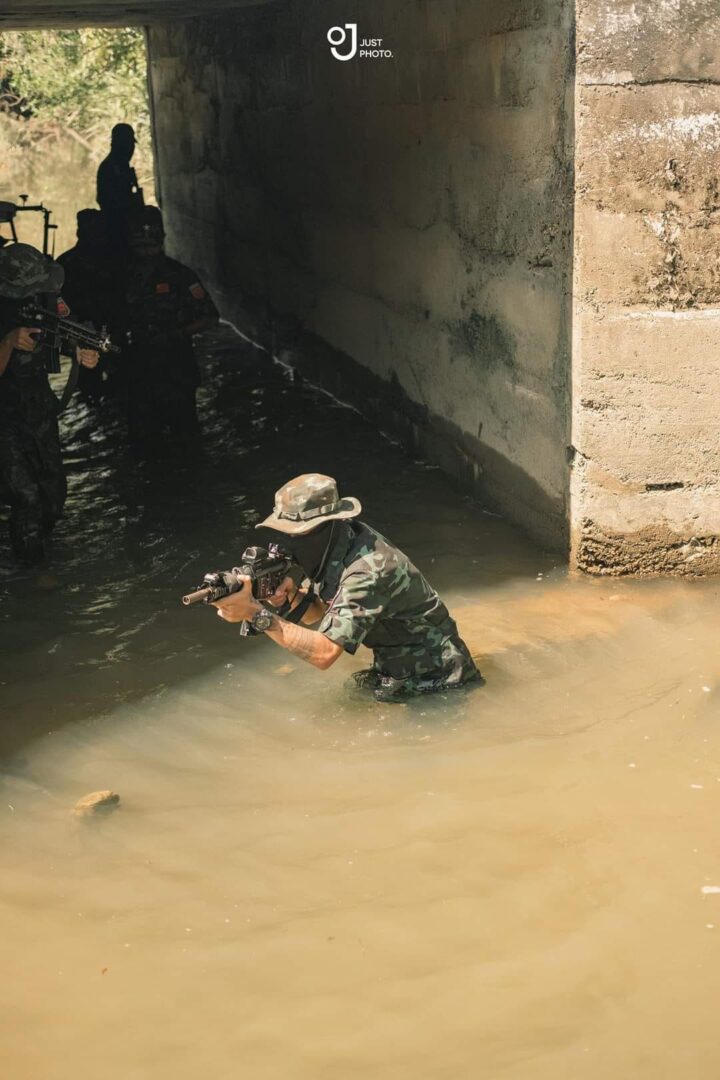 (တနသာ်ရီတိုင်းမှ တော်လှန်ရေးတပ်ဖွဲ့ဝင်များ။ဓါတ်ပုံ- The Tanintharyi Force ၊မြိတ်ခရိုင်တပ်ရင်း( ၁) ၊ (၂))
