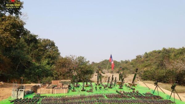 (မြောက်ဦးအခြေစိုက် စစ်ကောင်စီ၏ ခမရ (၅၄၀) တပ်ရင်းတစ်ရင်းလုံးအား ဇန်နဝါရီ ၃၀ရက်တွင် ရက္ခိုင့်တပ်တော်မှ အပြီးသတ် ချေမှုန်း သိမ်းပိုက်ပြီးနောက် သိမ်းဆည်းရရှိသော လက်နက်ခဲယမ်းများ။ ဓာတ်ပုံ - AAInfoDesk)