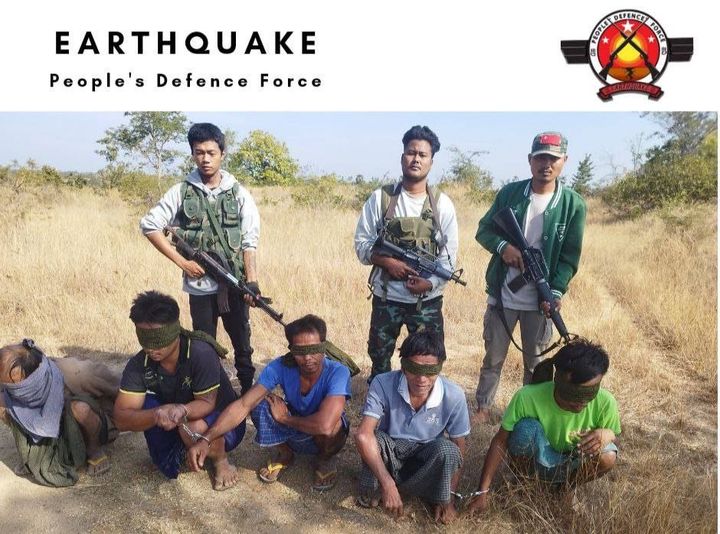 (အရှင်ဖမ်းဆီးရမိသော ပျူ၅ဦးအား တွေ့ရစဥ်။ဓာတ်ပုံ - Earthquake PDF)
