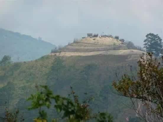 လိုင်ဇာမြို့အနီးရှိ ခါရာတောင် ၊ခါရာတောင်ကိုလည်း KIA ကသိမ်းပိုက်ပြီးဖြစ်သည်