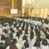 (ဖေဖော်ဝါရီလကုန်ပိုင်းက ကျောင်းသားလူငယ်များကို စစ်အုပ်စုက စစ်မှုမထမ်းမနေရ ဥပဒေအကြောင်း ဝါဒဖြန့်နေစဉ်။ ဓာတ်ပုံ - စကစ)