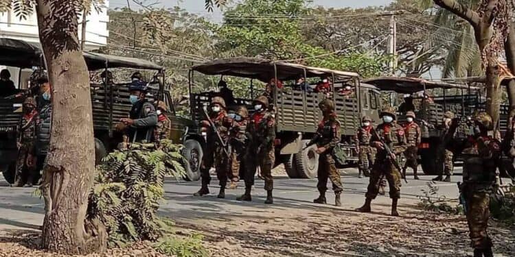 ၂၀၂၂ အတွင်းက ကလေးမြို့၌ တွေ့ရသော စစ်ကောင်စီတပ်သားများ။(ဓာတ်ပုံ - CJ)