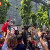 (၂၀၂၂ ဇူလိုင် ၂၆ရက်က ထိုင်းရောက်မြန်မာလုပ်သားများ ဘန်ကောက်မြို့ရှိ မြန်မာသံရုံးရှေ့၌ စစ်အာဏာရှင် ဆန့်ကျင်​ရေးဆန္ဒပြတောင်းဆိုနေစဉ်။ ဓာတ်ပုံ - PS)