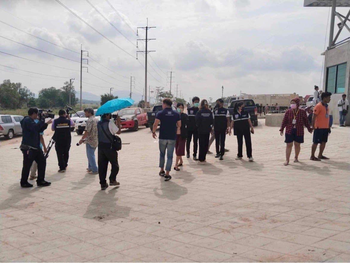 (ယနေ့ နံနက်က မြန်မာလုပ်သားများ စုဝေးမှုပြုလုပ်နေစဉ်။ ဓာတ်ပုံ - MHAC)