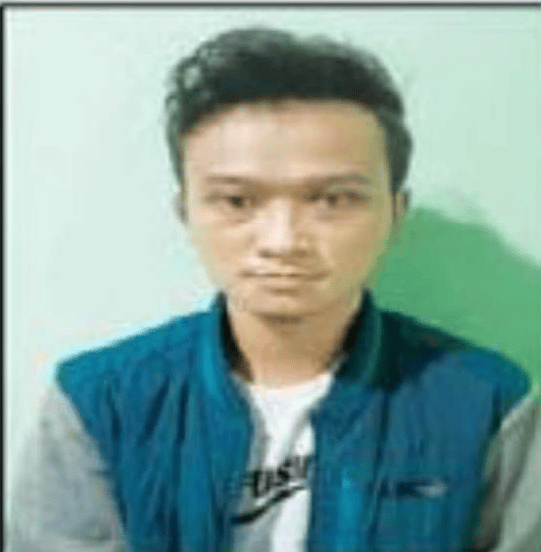 ( ကိုအောင်ကျော်ဇင် ကိုစစ်ကောင်စီကဖမ်းဆီပြီးဝါဒဖြနိ့ခဲ့သောပုံနှင့် ကိုမာန်ဇာမြေမွန်ကိုစစ်တပ်အာဏာမသိမ်းခင်ကတွေ့ရပုံ ။ ဓာတ်ပုံ- စစ်ကောင်စီ၊ CJ)