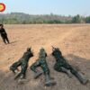 (ရဲဘော်မိုက်ကီတို့ သူငယ်ချင်းသုံးအား တွေ့ရစဉ်/ဟောင်းသရောမြစ်အား ငေးကြည့်နေသော ရဲဘော်ရှိုင်းရွာ။ ဓာတ်ပုံ - PS)