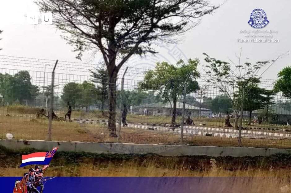ခလရ−၂၇၅ မှထွက်ပြေးသည့် စစ်ကောင်စီတပ်ဖွဲ့ဝင်များ ထိုင်းဘက်ဝင်မရဘဲ မြဝတီတံတားအမှတ် (၂) တွင် ပိတ်မိ