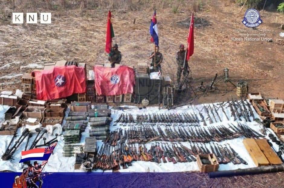 (ခလရ ၂၇၅ မှသိမ်းဆည်းရရှိ​သောလက်နက်ခဲယမ်းများ။ဓါတ်ပုံ-KNU)