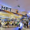 (ရန်ကုန်မြို့ရှိ MPT အ​ရောင်းပြခန်းတစ်ခု။ ဓါတ်ပုံ-ဆူမီတိုမို)
