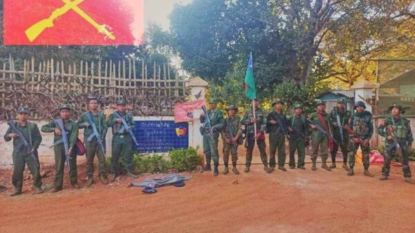 (ပအိုဝ်းအမျိုးသားလွတ်မြောက်ရေးတပ်မတော်(PNLA) မှ ရဲဘော်များအား တွေ့ရစဥ်။ ဓာတ်ပုံ - PNLA)